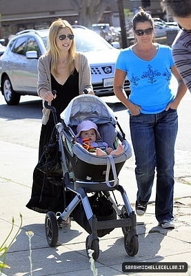  Sarah Takes a stroll with carlotta, charlotte Grace in Brentwood