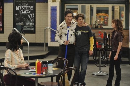 Wizards of Waverly Place – Max’s Secret Girlfriend – Promo Pictures