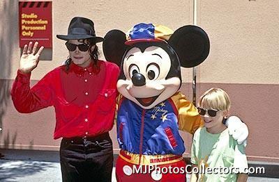  Mike with Mac @ Disney!