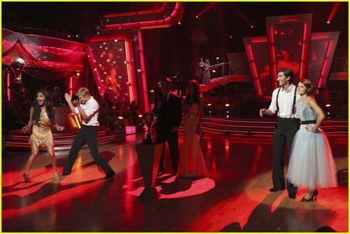  Nicole Scherzinger: Dancing with the Stars' Winner!