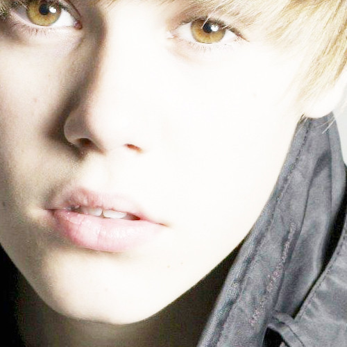  OMG Justin Bieber eyes