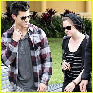  Kristen Stewart & Taylor Lautner: Good siku Sydney!