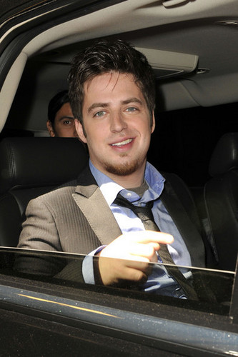  Lee DeWyze Leaving the 'Live With Regis & Kelly' montrer