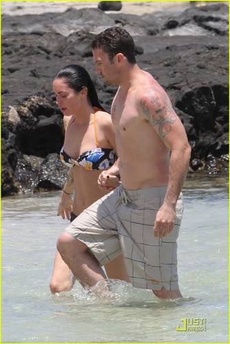  Megan & Brian @ The ساحل سمندر, بیچ