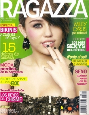  Miley Cyrus at Ragazza magazine