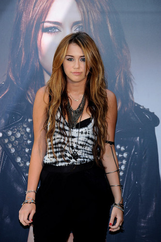  Miley presents her new Album "Can't Be Tamed" at the Villamagna Hotel in Madrid,Spain (31/5/2010)