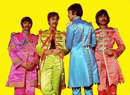  Sgt. Pepper's Lonely Hearts Club Band