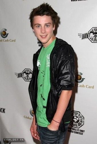  Sterling Beaumon at the 로스트 Series Finale Party