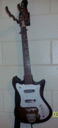 submarelime's guitar