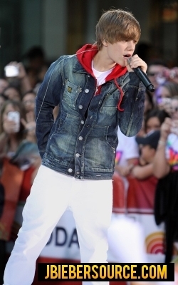  Justin Bieber on Today 显示