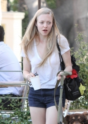 Amanda out and about in LA June 7th,2010