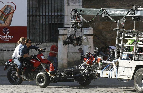  Knight and दिन (on set photos)