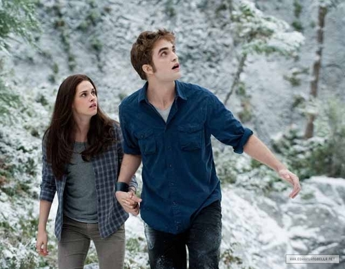  New 'Eclipse' Still: Kristen/Rob as Edward/Bella