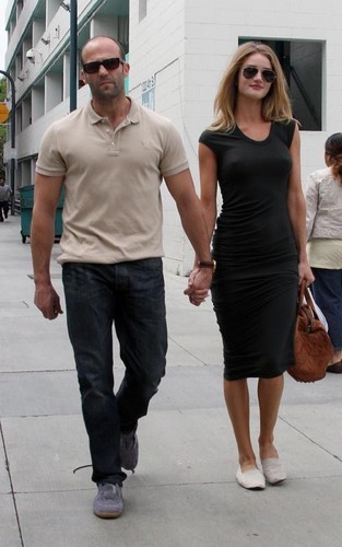  Rosie Huntington-Whiteley and Jason Statham in LA (June 8)
