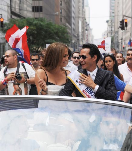  Jennifer @ 2010 Puerto Rican 日 Parade