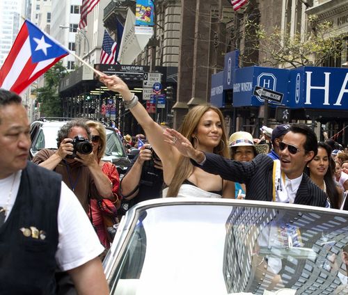  Jennifer @ 2010 Puerto Rican دن Parade