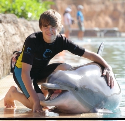 Justin spends his Tag in Atlantis before his konzert