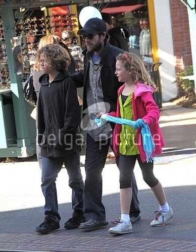 Luke with his kids Jack and Sophie