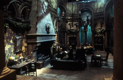  চলচ্চিত্র & TV > Harry Potter & the Chamber of Secrets (2002) > Behind the Scenes