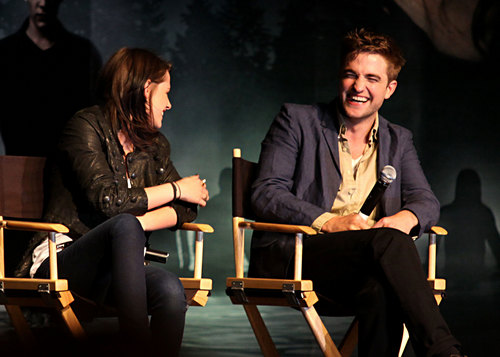  Robert Pattinson, Kristen Stewart & Taylor Lautner Talk 'Eclipse'