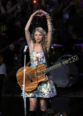  Taylor Swift's 13 oras Meet & Greet