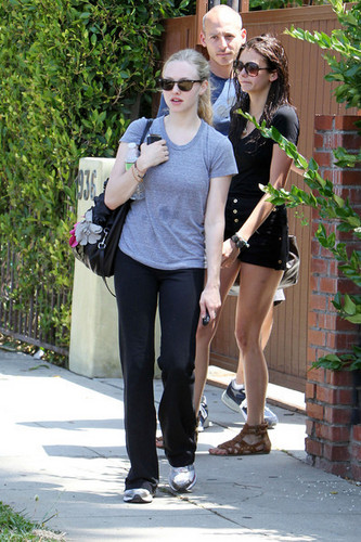  Amanda Seyfried and Nina Dobrev leaving a gym in West Hollywood (June 15)