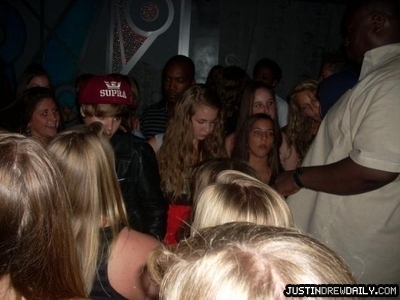  Candids > 2010 > At Club Rush; (June 12th)