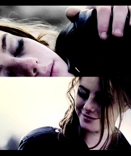  Effy and Cook