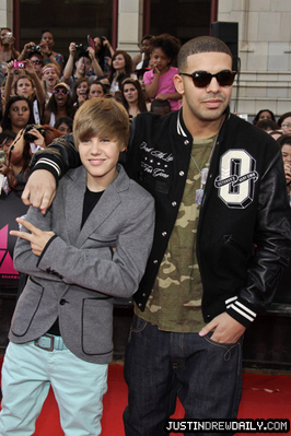Appearances > 2010 > 21st Annual Much Music Video Awards (June 20th)