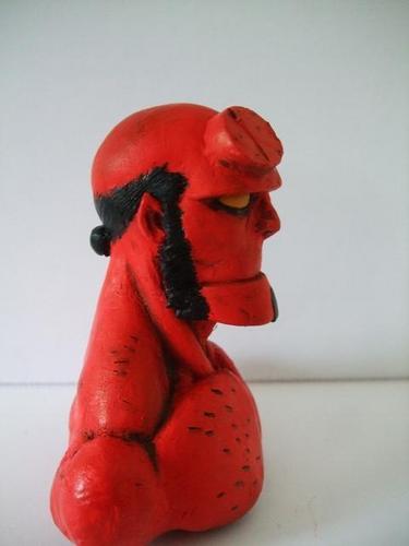  Hellboy bust