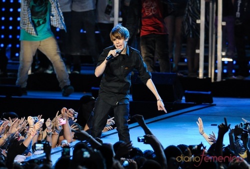 Bieber fever! Photos