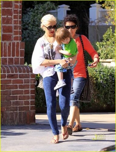 Christina & Max out in Brentwood