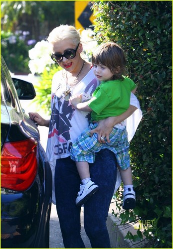  Christina & Max out in Brentwood