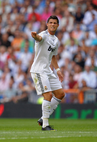  Cristiano Ronaldo Looks