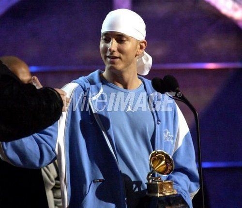 Eminem is back - EMINEM Wallpaper (35993863) - Fanpop