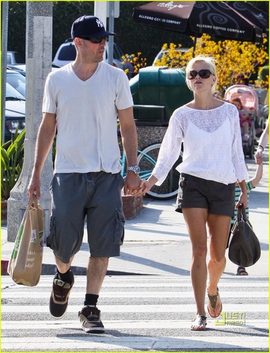  Reese Witherspoon: Whole Foods with Jim Toth!