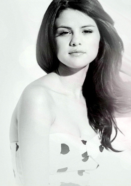  Beautiful Selena gomez