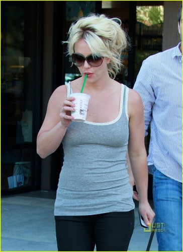  Britney Spears: Caffeine Quickly