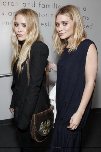  Mary-Kate & Ashley at the NYC 12th Annual Art Auction - After Party