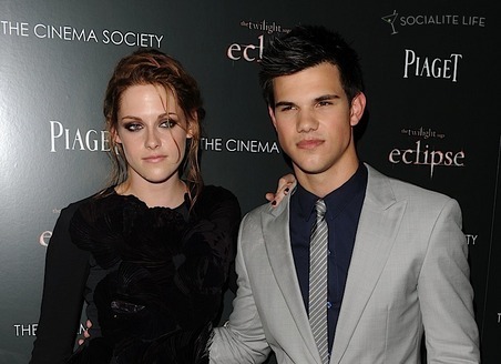  Taylor Lautner & Kristen Stewart At The New York City Screening Of Eclipse