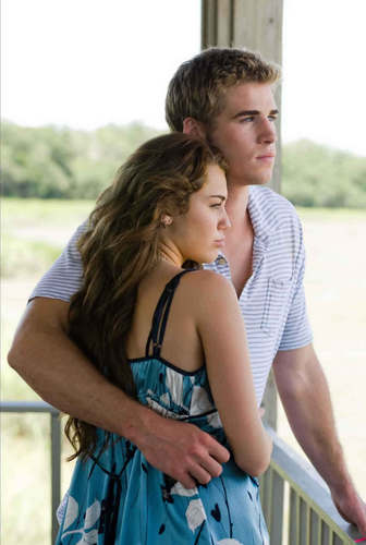  miley & liam..<(...the last song
