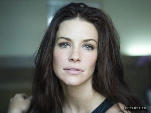  Evangeline Lilly (Kate) Cannes shoot