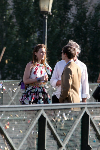  Leighton on Set Of "Gossip Girl" In Paris (July 5th)