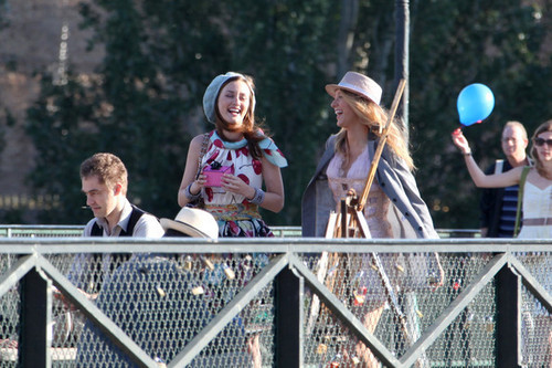  Leighton on Set Of "Gossip Girl" In Paris (July 5th)