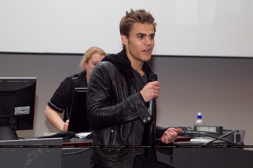  Paul @ The Vampire Diaries Q&A in Melbourne - July 4