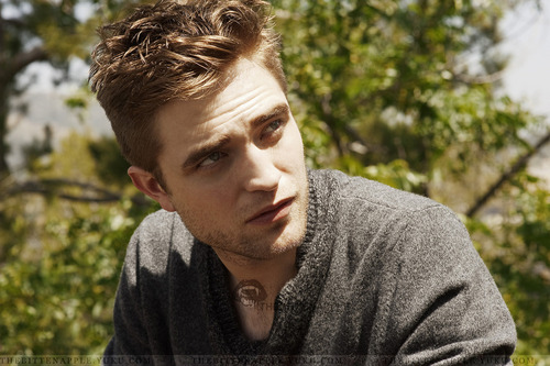  Gorgeous New Outtakes from Robert Pattinson's latest تصویر Shoot