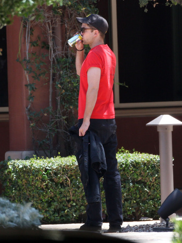 Rob out and about in LA