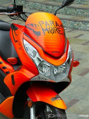  The 파라모어 Honda Civic Tour motor scooter