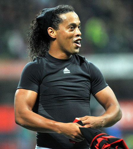  AC Milan v Juventus FC - Serie A(Ronaldinho)