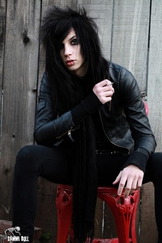  Andy Six <3